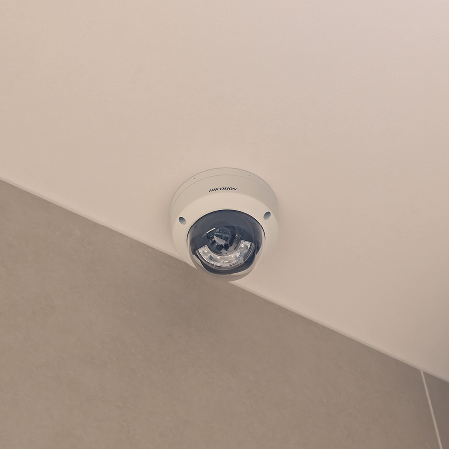 0様店舗カメラ工事1